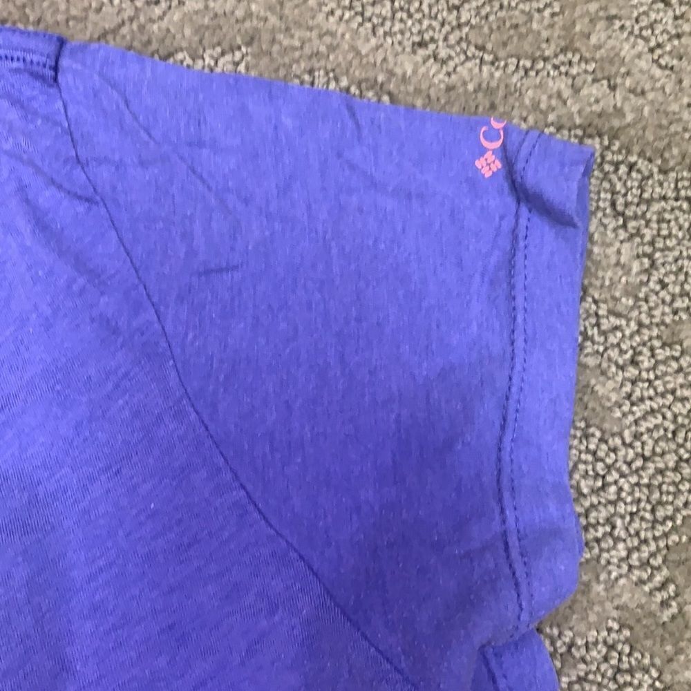Super Soft, thin Ladies Columbia S/P Purple Graphic Tee Shirt - Picture 4 of 8